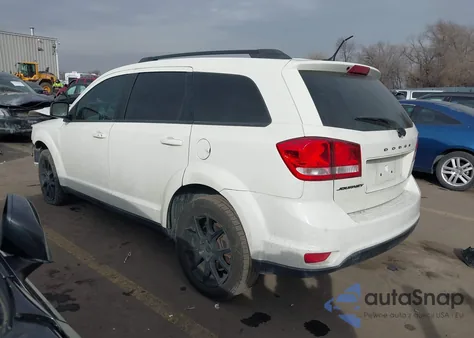 2014 Dodge Journey Sxt z USA, uszkodzony, nr VIN 3C4PDCBB6ET153155